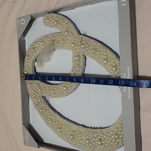 Letter  "O" Wall Decor - Picture 2 of 6